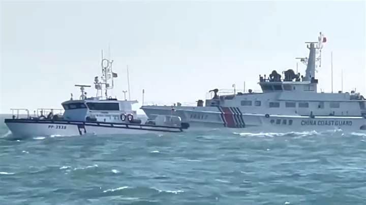 China Surrounds Taiwan with Coast Guard Vessels, Asserts Sovereignty Claim