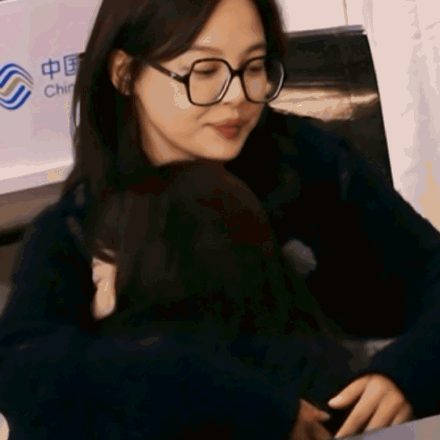 Kao Zhao Yi's Casual Comment Sparks Controversy on Weibo
