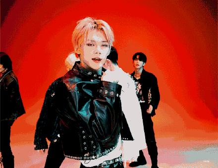 Cui Ruanjun's Hanni dance challenge