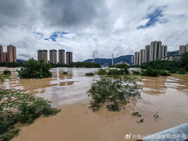 China's Rescuers Fight Water on Two Fronts: Tibet's Four-Metre Mudslide, Fujian's Record Flood
