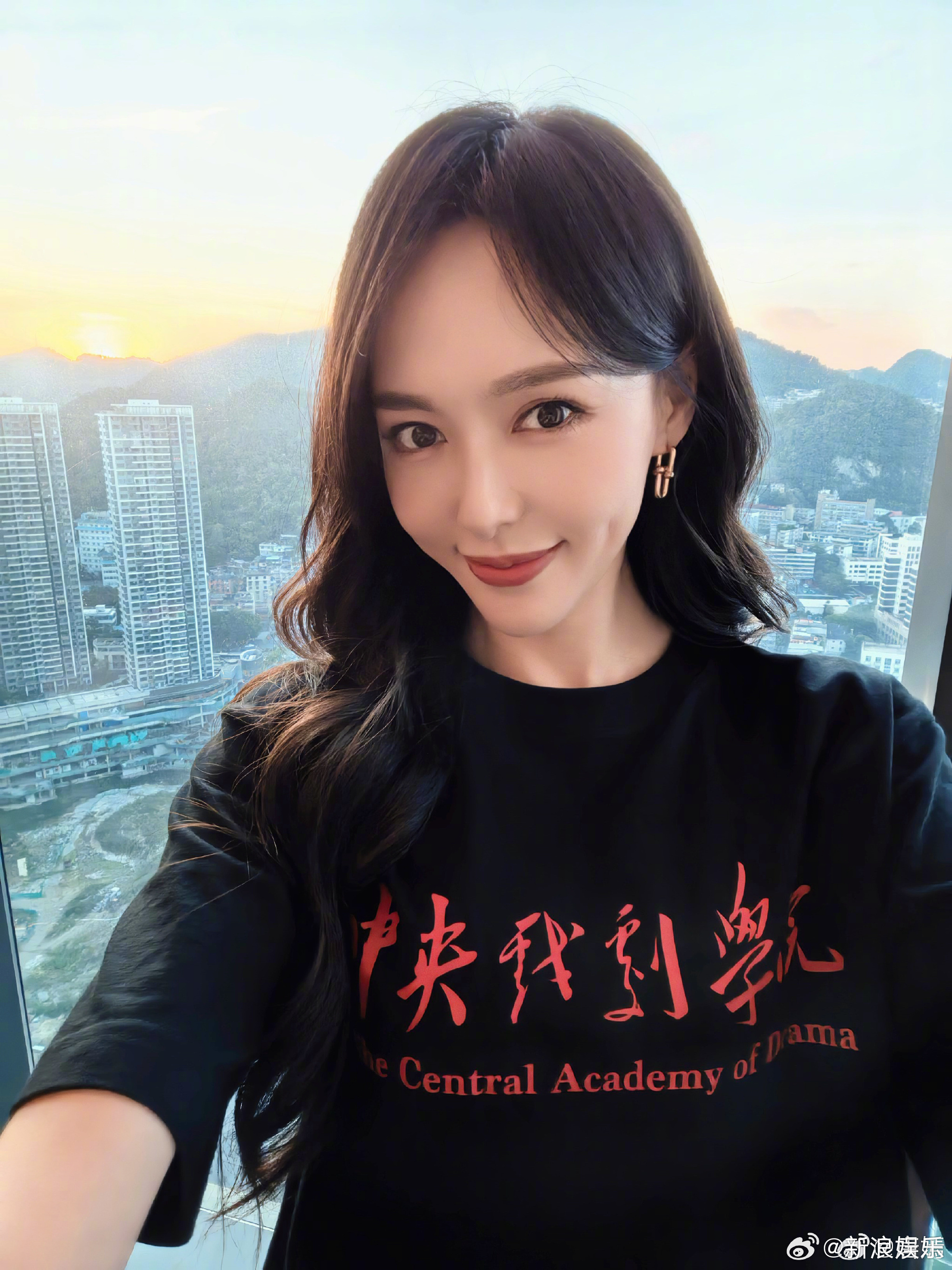 A Tibetan student sponsored for four years by the actress Tang Yan won a university place this month — then gave it up to nurse her seriously ill mother and a young nephew. Tang Yan's reply, promising to keep supporting her if she ever returns to study, spread across Weibo and reopened a familiar question: who pays when a family's care work falls to a daughter?