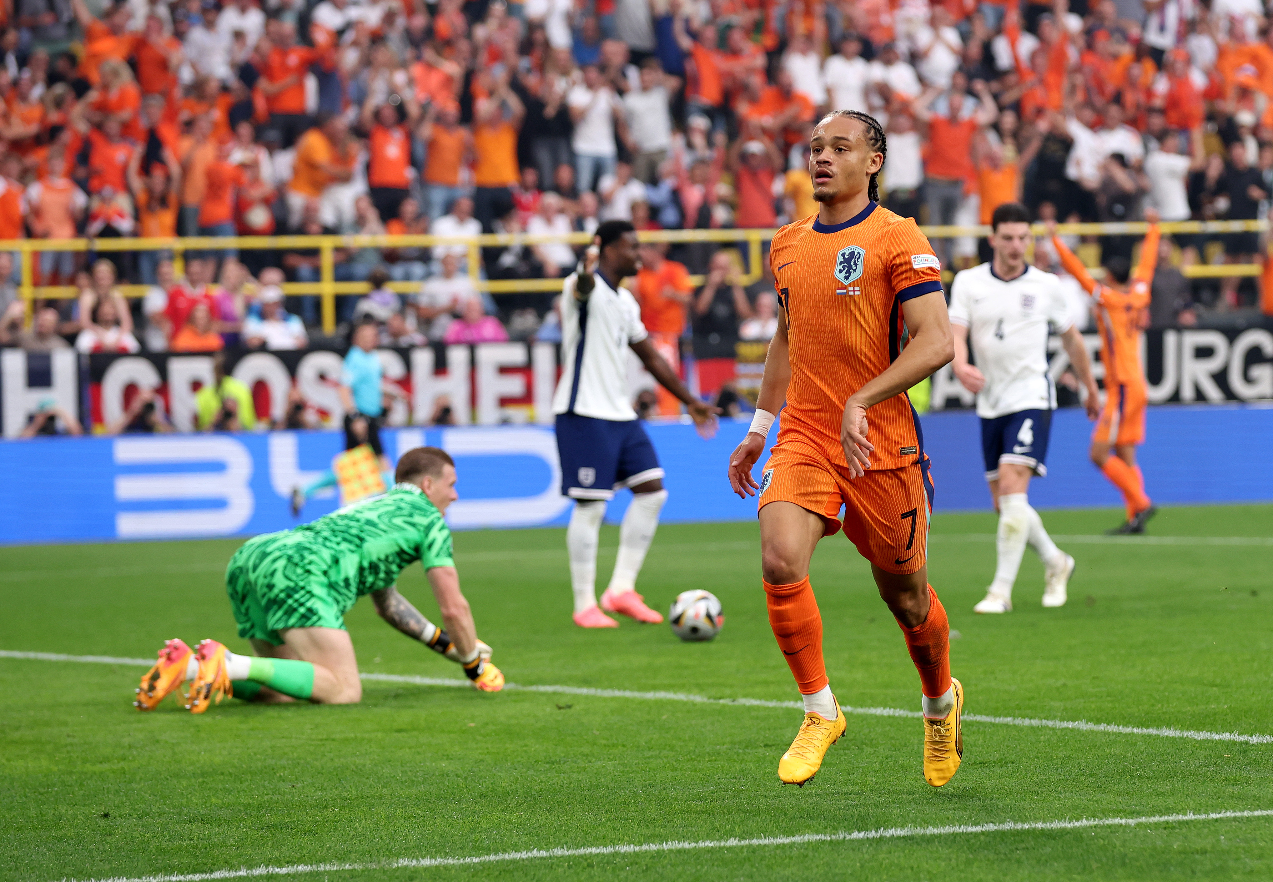 Orange Crush: Netherlands Takes On England in Electric European Cup Semi-Final